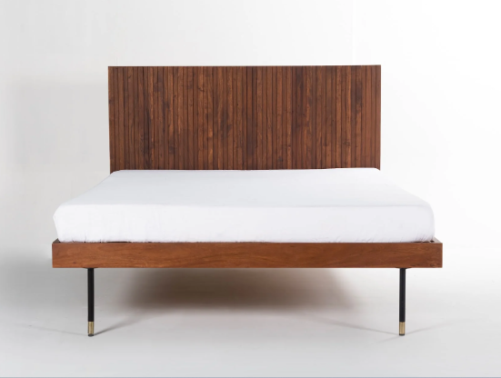 Ipiano Queen Bed Without Storage