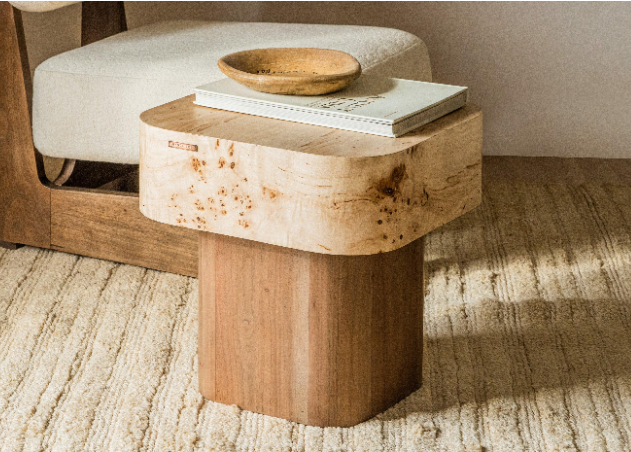 Nouve Side Table